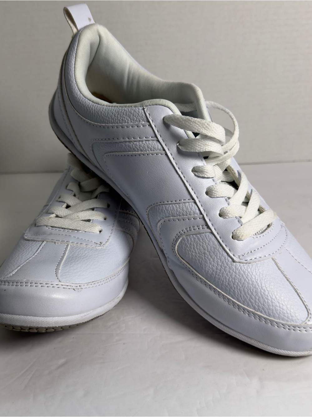 U.S. Polo Assn. White Low-Top Lace-Up Sneakers size 10